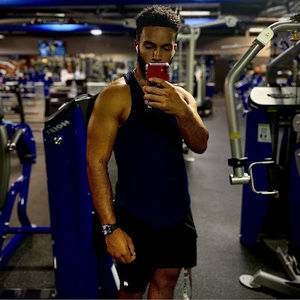 Meet your Posher, Devin